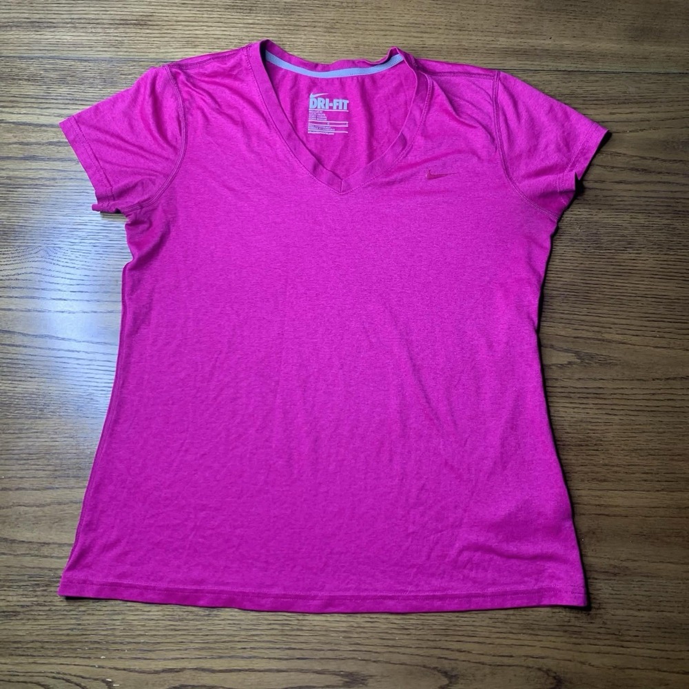 Nike Dri-Fit Women's Pink Short Sleeve Athletic V-Neck T-Shirt Size L